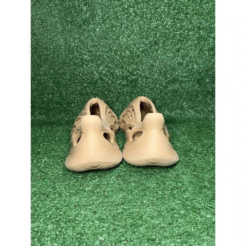 adidas Yeezy Foam Runner Mens Size 5 Womens Size 6.5 Ochre Brown Slip On Sandals - Picture 7 of 9